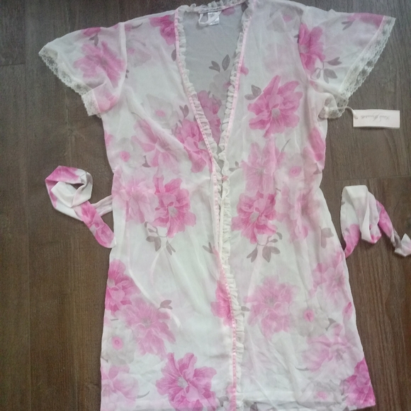 Wrap Robe - Picture 4 of 5